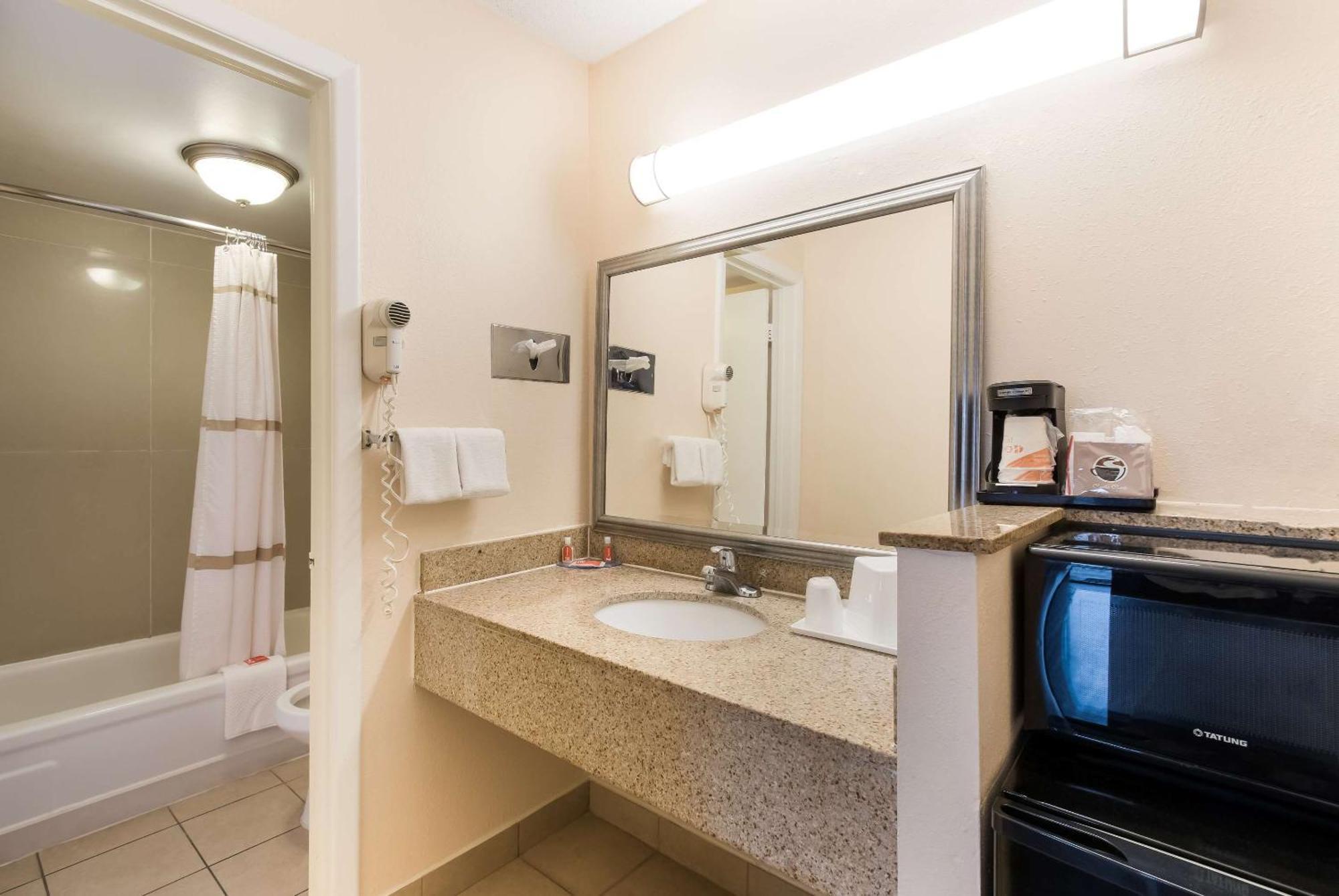 Econo Lodge North Waszyngton Zewnętrze zdjęcie