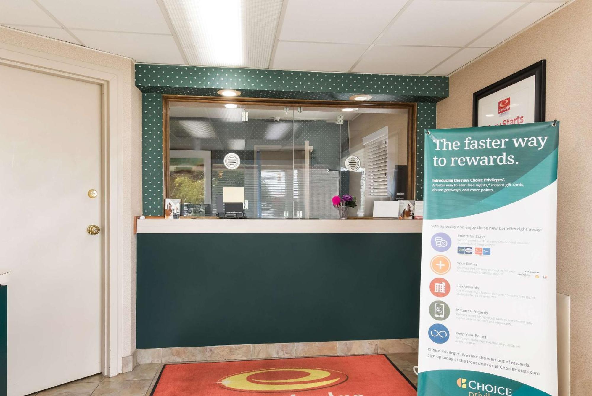 Econo Lodge North Waszyngton Zewnętrze zdjęcie